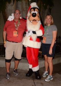 While I was Wandering: A Very Merry Christmas in Disney World (Goofy is the tallest one in the middle!)